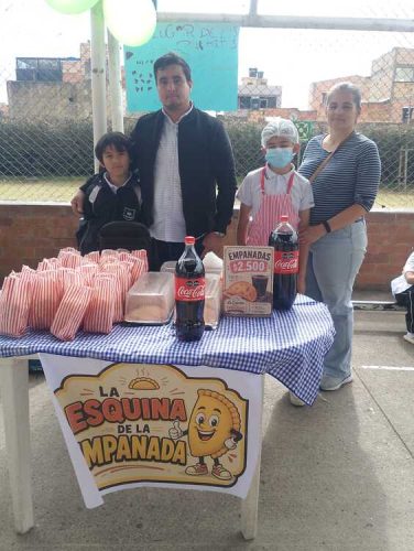 feria-empresarial-grado-quinto-2026-15